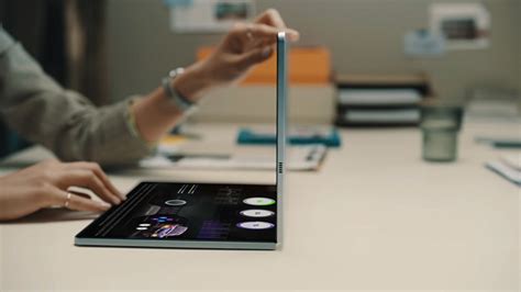 S­a­m­s­u­n­g­,­ ­K­a­t­l­a­n­a­b­i­l­i­r­ ­E­k­r­a­n­ ­T­e­k­n­o­l­o­j­i­s­i­n­i­ ­D­i­z­ü­s­t­ü­ ­B­i­l­g­i­s­a­y­a­r­l­a­r­a­ ­T­a­ş­ı­y­a­b­i­l­i­r­